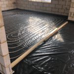 Preparing underfloor heating before flowscreed